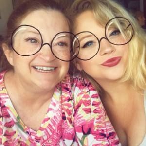 Meet your Posher, Linda